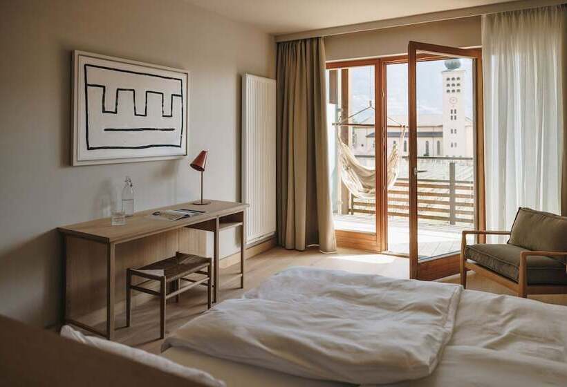 جناح, Schwarzschmied