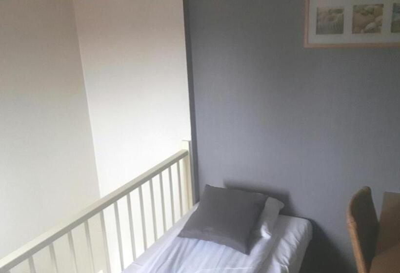 Номер Стандарт Трехместный, Velsen