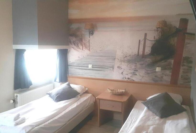 Номер Стандарт Трехместный, Velsen