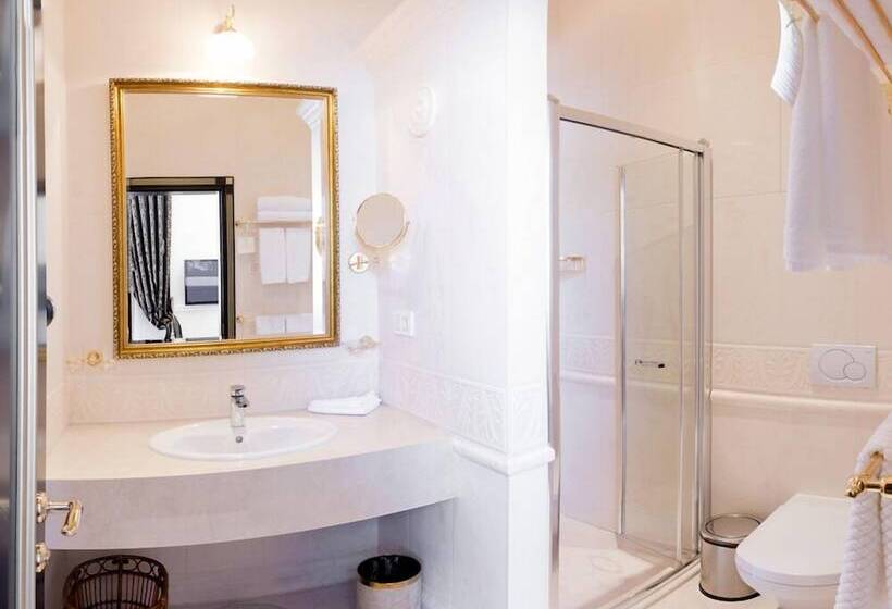 Deluxe Szoba, Villa Le Premier Maestro