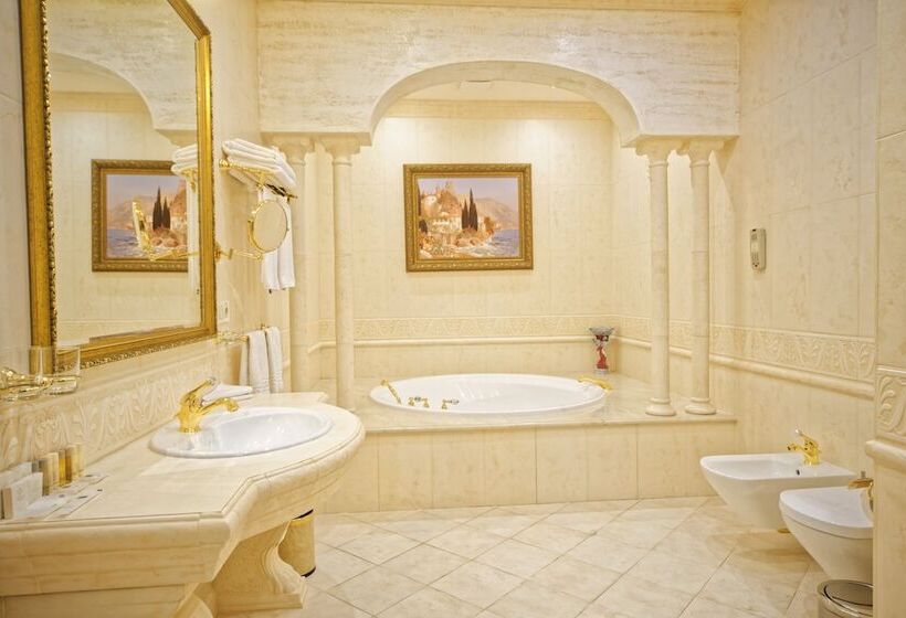 Királyi Lakosztály, Villa Le Premier Maestro