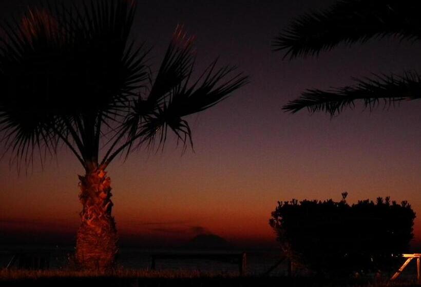 آپارتمان 1 خوابه, Villaggio Athragon