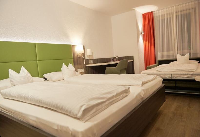 غرفة قياسية ثلاثية, Insel Hotel Lindau