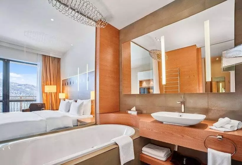 スーペリアールーム, Radisson Blu Resort, Bukovel