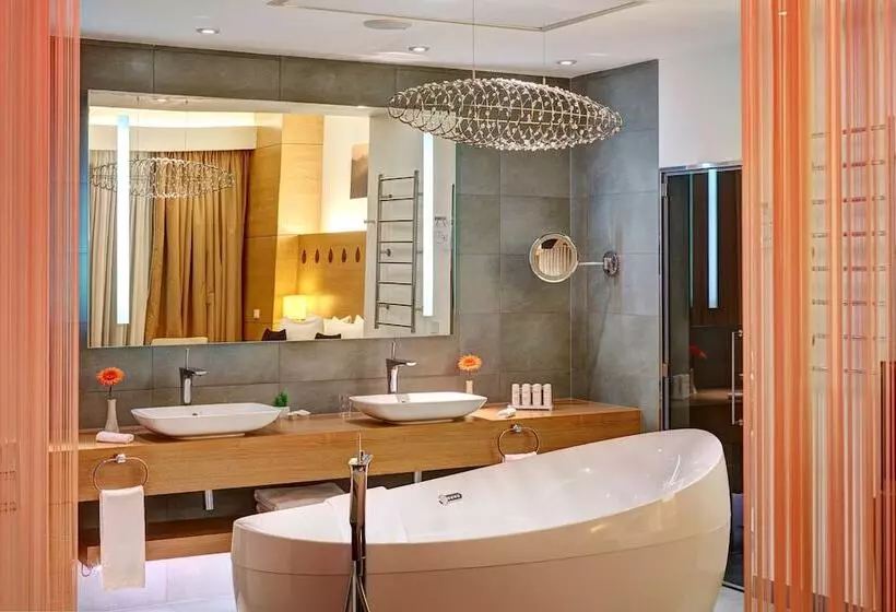 スイート, Radisson Blu Resort, Bukovel
