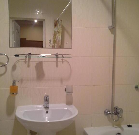 Suíte, Sky High Hotel Airport 200 Meters From The Terminal