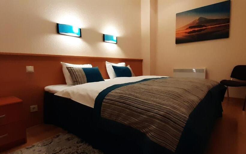 Suíte, Sky High Hotel Airport 200 Meters From The Terminal