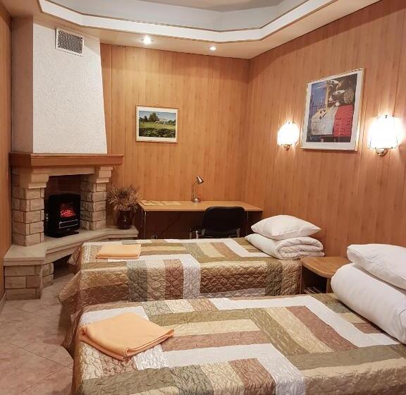 Quarto Economy Banheiro Compartilhado, Sky High Hotel Airport 200 Meters From The Terminal