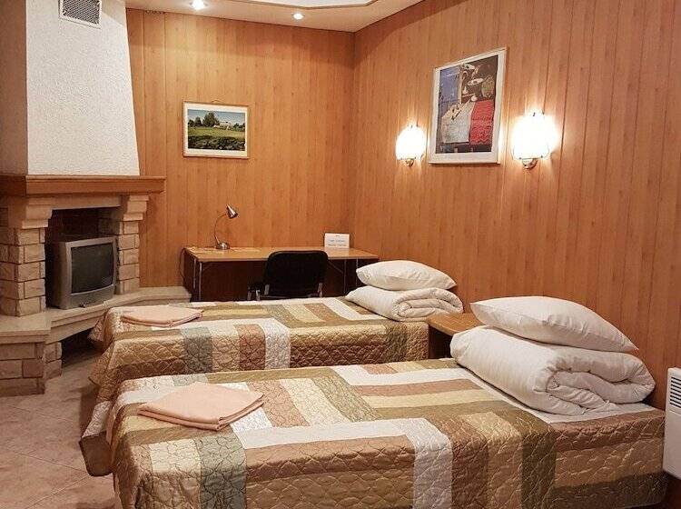 Quarto Economy Banheiro Compartilhado, Sky High Hotel Airport 200 Meters From The Terminal