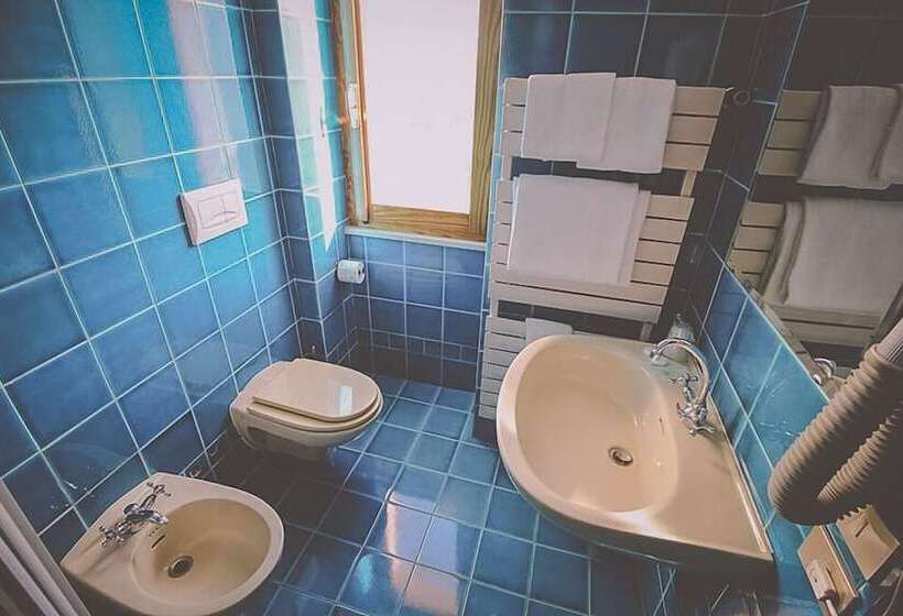اتاق استاندارد یک نفره, Villa Marina