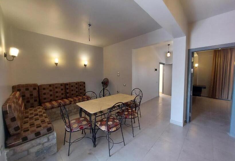 کلبه ییلاقی, La Perla Resort Ras Sudr