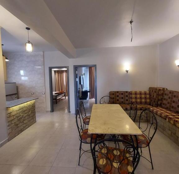 کلبه ییلاقی, La Perla Resort Ras Sudr