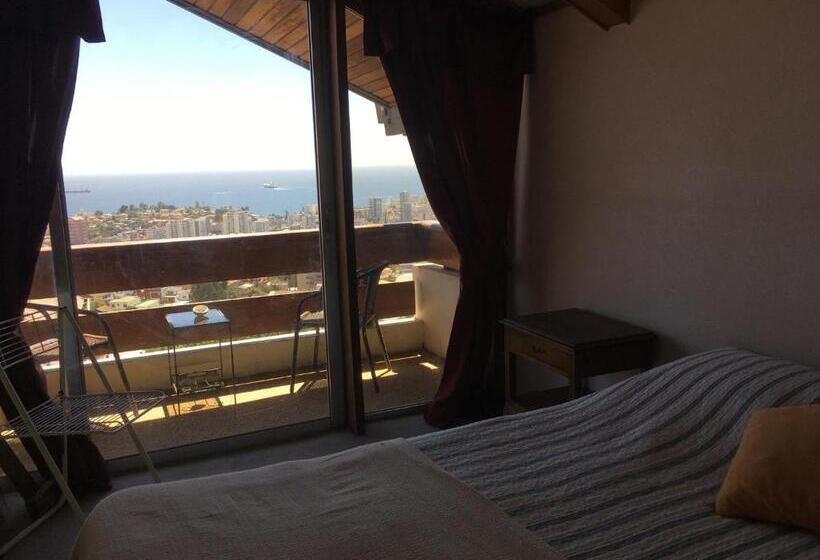 اتاق استاندارد با بالکن, My Fathers House