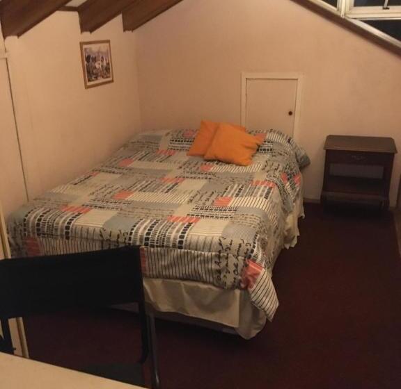 اتاق عادی, My Fathers House