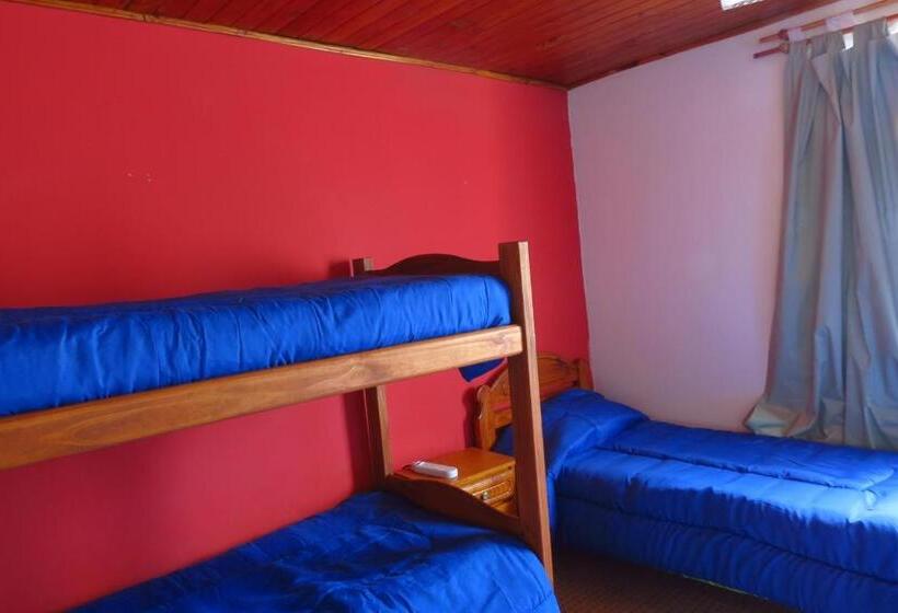 ルームシェアのワンベッド, Aonikenk B&b