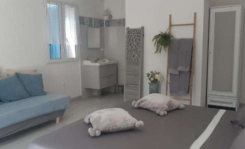 スーペリアトリプルルーム, Maison D Hôtes & Spa La Chêneraie Provence Ventoux