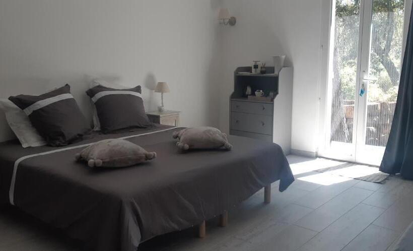 Трехместный Номер Superior, Maison D Hôtes & Spa La Chêneraie Provence Ventoux
