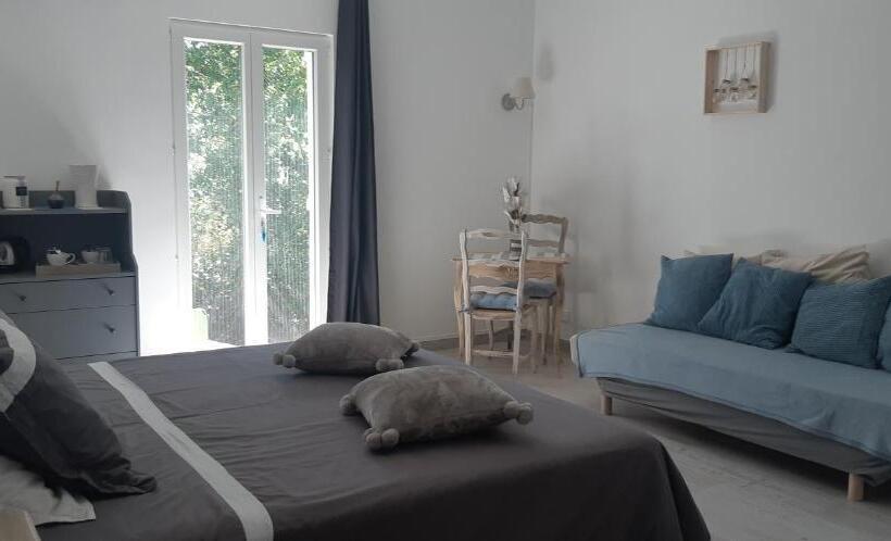 スーペリアトリプルルーム, Maison D Hôtes & Spa La Chêneraie Provence Ventoux