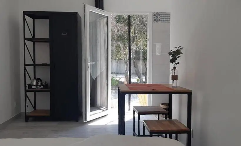 キングサイズベッドのスーペリアルーム, Maison D Hôtes & Spa La Chêneraie Provence Ventoux