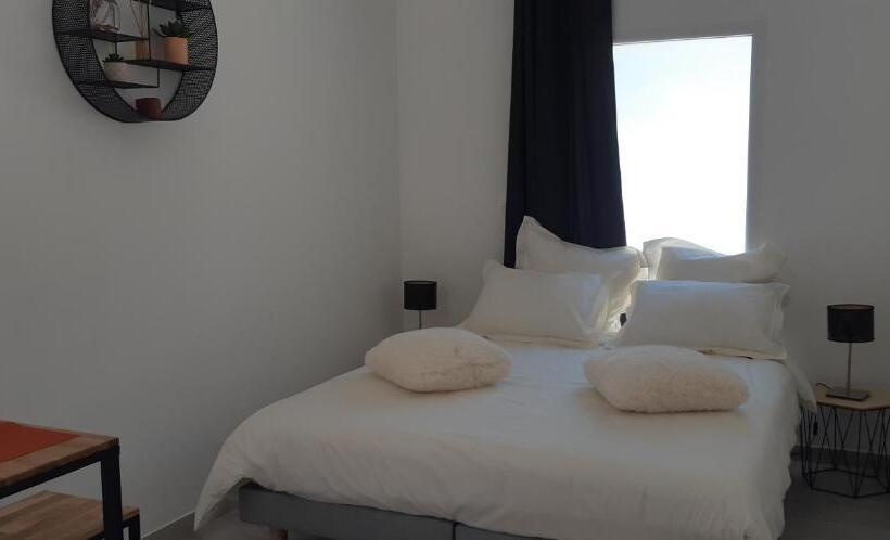 Номер Superior Кровать Кинг, Maison D Hôtes & Spa La Chêneraie Provence Ventoux