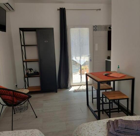 キングサイズベッドのスーペリアルーム, Maison D Hôtes & Spa La Chêneraie Provence Ventoux