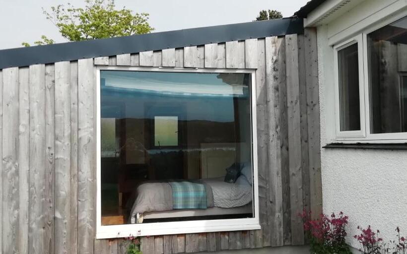 غرفة ديلوكس مطلّة علي البحر, Kiloran Self Catering Suite