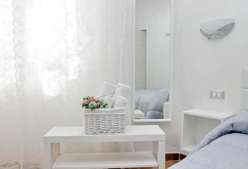 スタンダードルーム, B&b Giuly