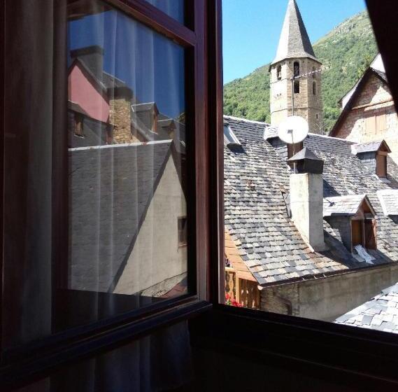 スタンダードルーム, Pension Casat