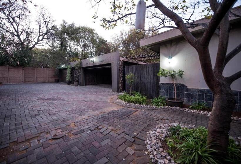 Family Suite, Cottonwood Guesthouse Oasis