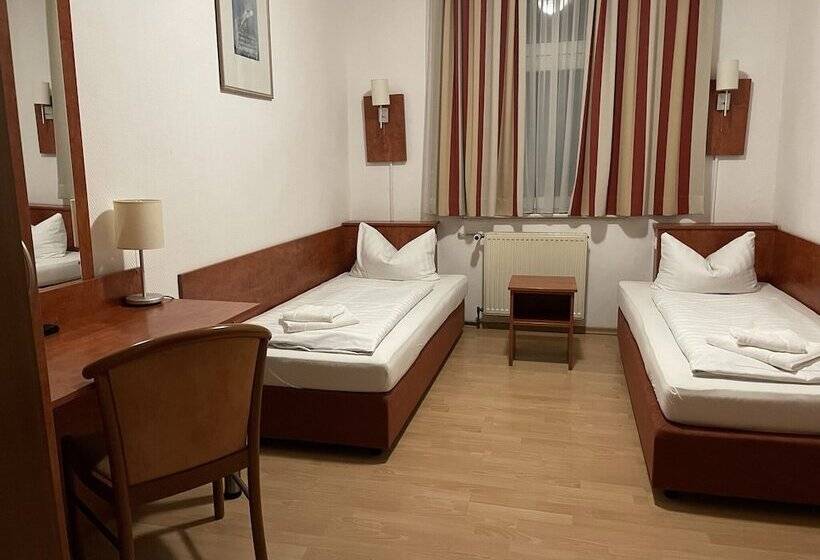 חדר סטנדרט, Am Ledermuseum