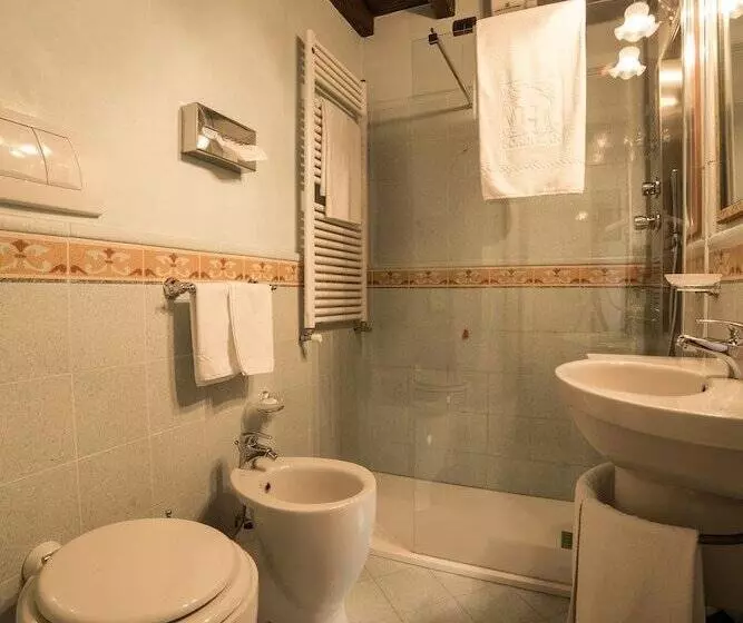 اتاق استاندارد با چشمانداز دریاچه, Al Borducan Romantic Hotel Adults Only