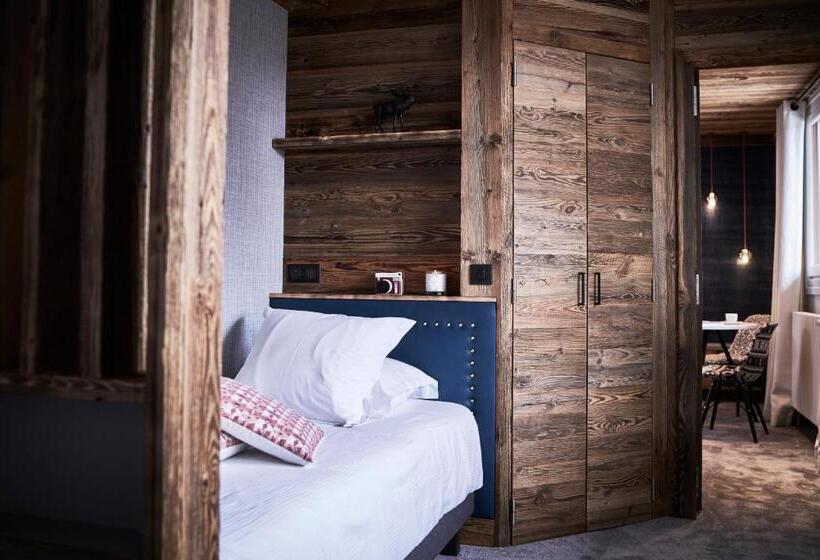 חדר סופריור, Altitude