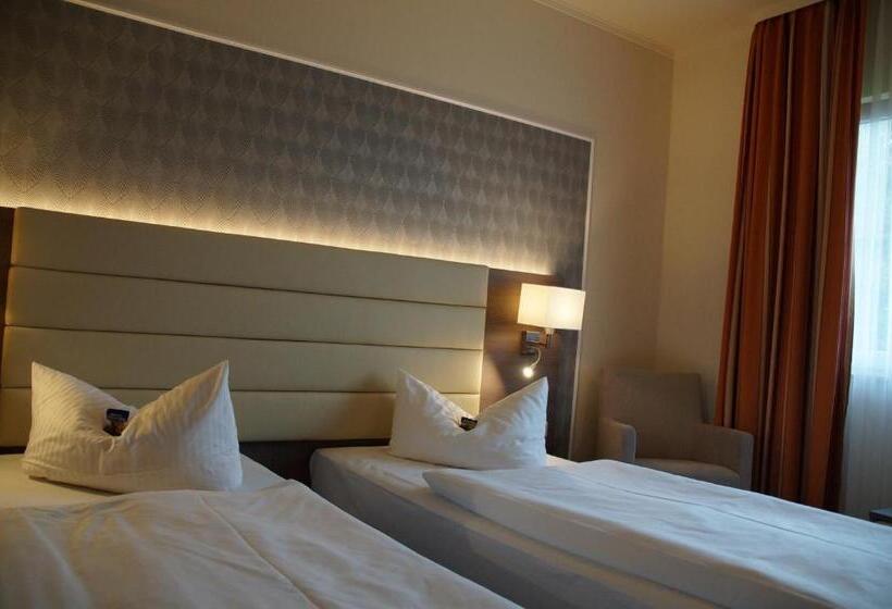 标准单人间, An Der Hasenheide