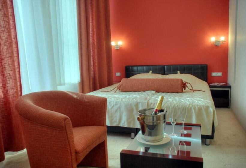 اتاق استاندارد, Depandans Jezero