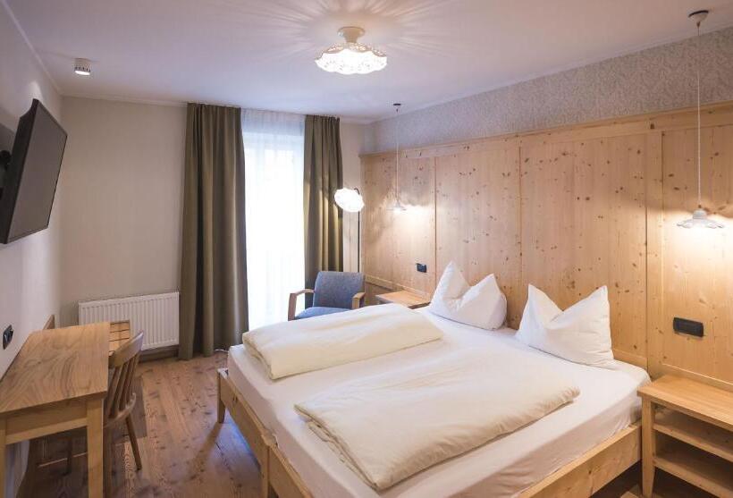 חדר סטנדרט, Emma Historic