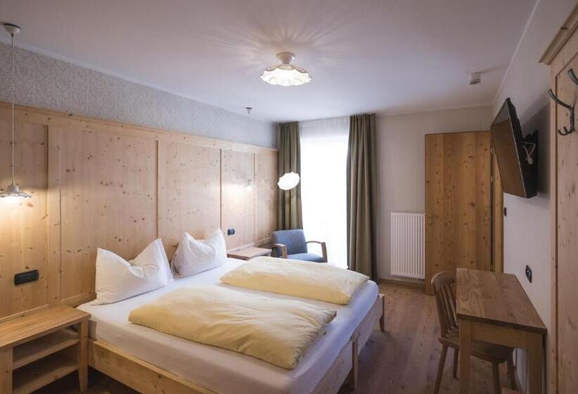 חדר סטנדרט, Emma Historic