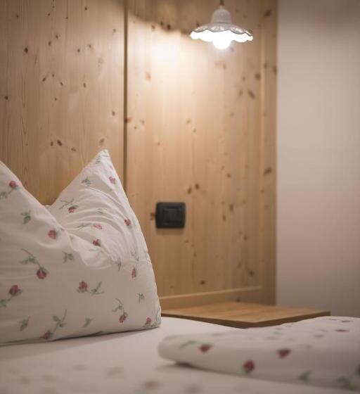 חדר סטנדרט, Emma Historic