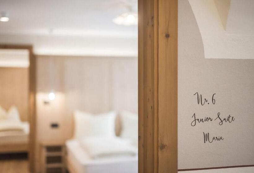 סוויטת ג'וניור משפחתית, Emma Historic