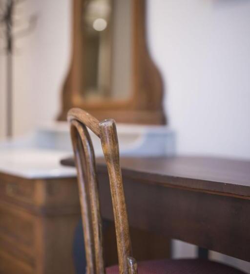 חדר סטנדרט, Emma Historic