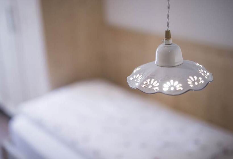 חדר סטנדרט יחיד, Emma Historic