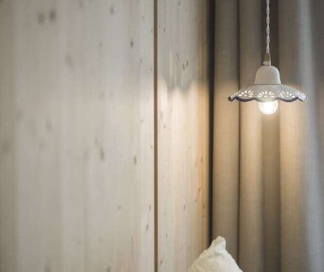 סוויטת ג'וניור משפחתית, Emma Historic