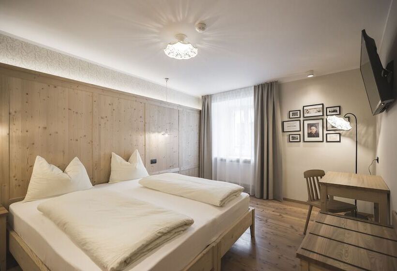 סוויטת ג'וניור משפחתית, Emma Historic