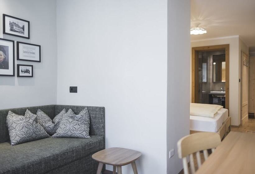 סוויטת ג'וניור פנימית, Emma Historic