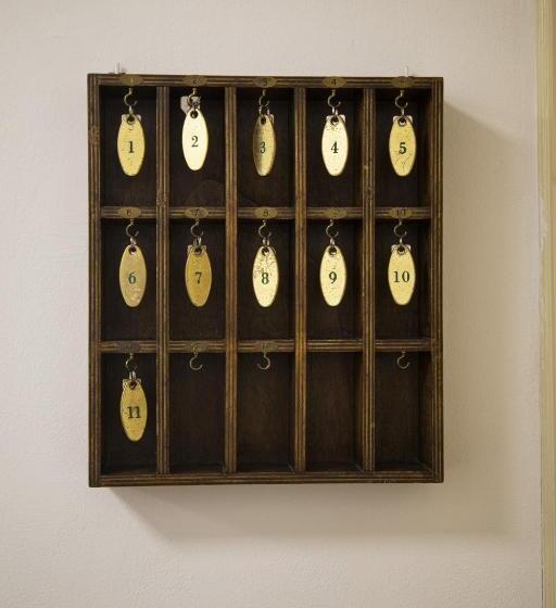 اتاق لوکس یک تخته, Ferdinando Ii De  Medici