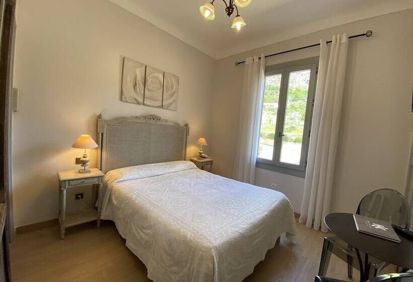 スタンダードシングルルーム, Hôtel Le Colombier