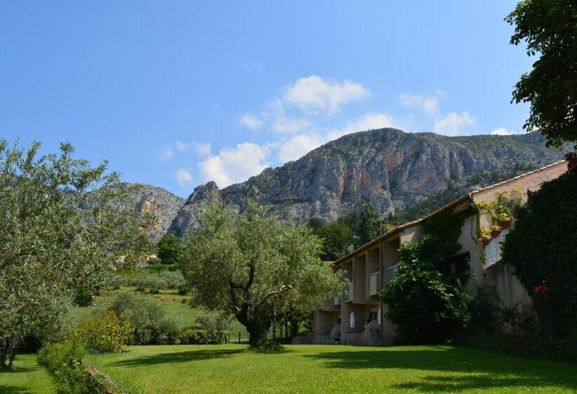 景色の見えるスーペリアルーム, Hôtel Le Colombier