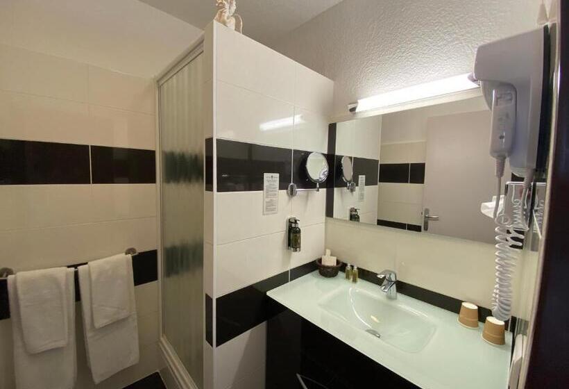 景色の見えるスーペリアルーム, Hôtel Le Colombier