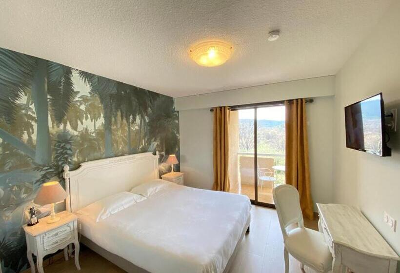 景色の見えるスーペリアルーム, Hôtel Le Colombier