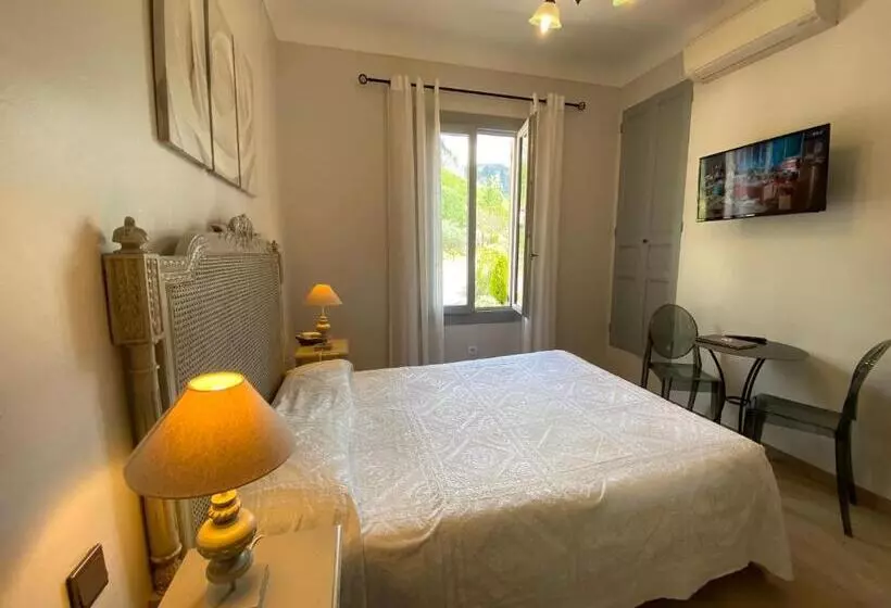 シングルベーシックルーム, Hôtel Le Colombier
