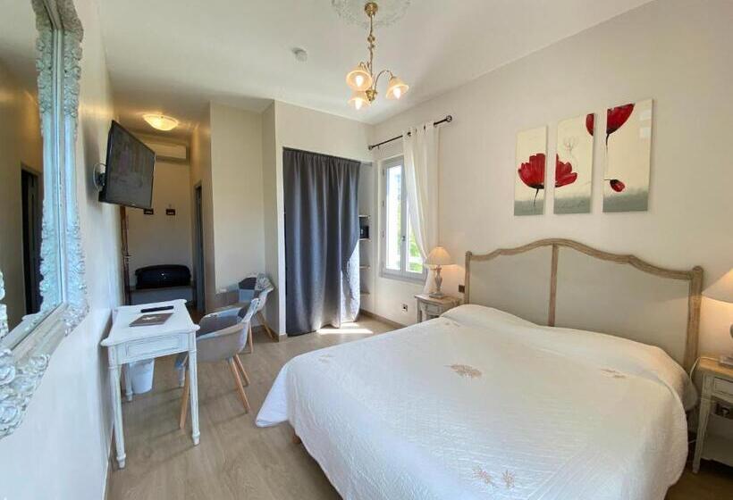 컴포트 룸, Hôtel Le Colombier